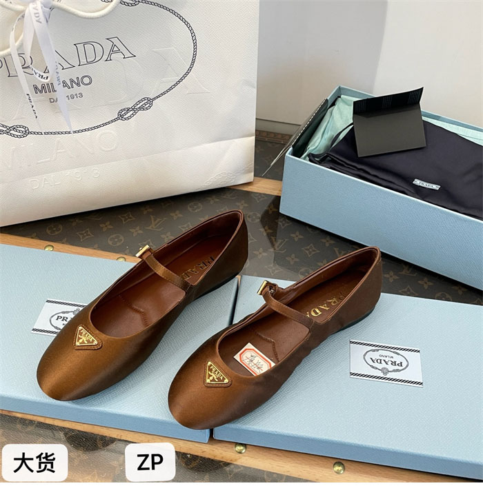 P R A D A 프라다 나파 가죽 발레리나 슈즈 레플리카 27번 이미지 - 신발 | 세미샵 레플리카 사이트