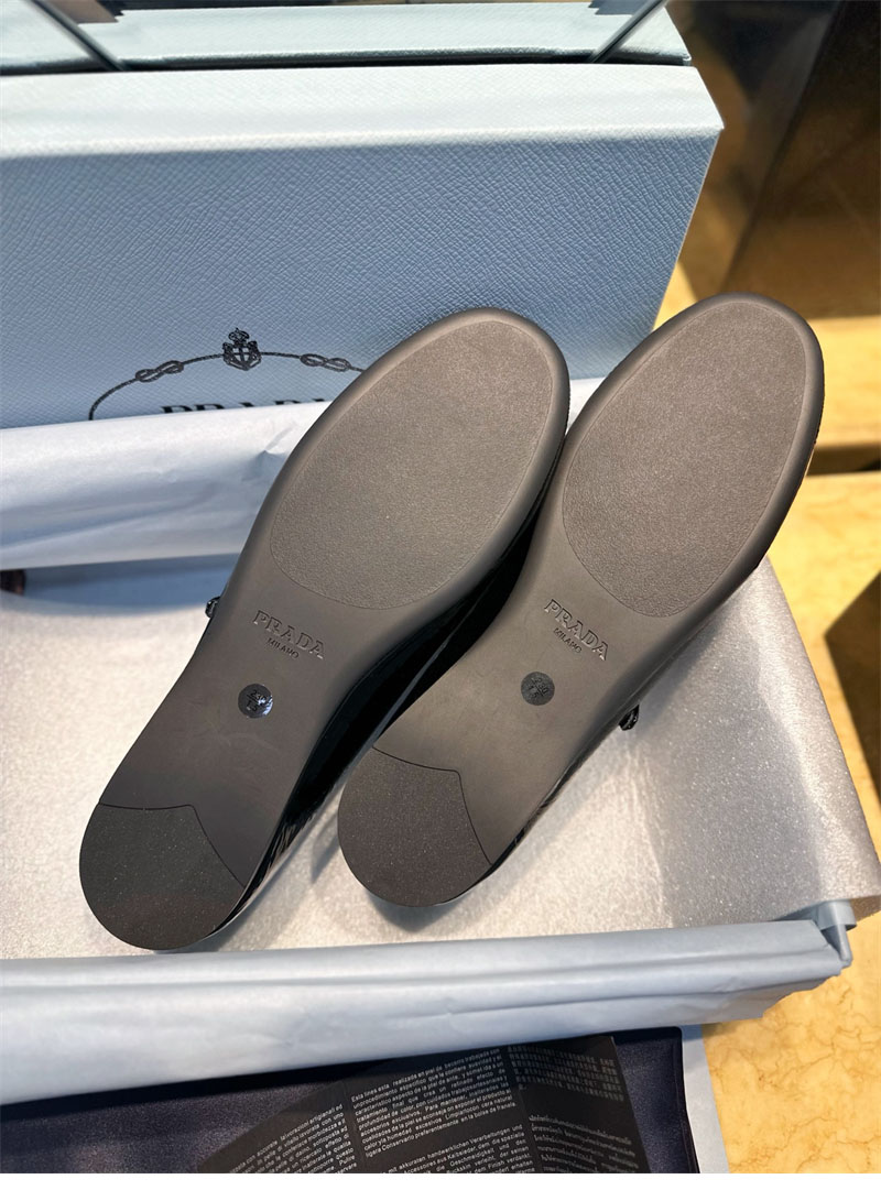 프라다 프라다 나플락 페이턴트 레더 발레리나 플랫 슈즈 레플리카 13번 이미지 - 신발 | 세미샵 레플리카 사이트