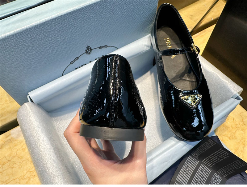 프라다 프라다 나플락 페이턴트 레더 발레리나 플랫 슈즈 레플리카 10번 이미지 - 신발 | 세미샵 레플리카 사이트