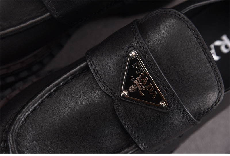 P R A D A 프라다 브러쉬드 레더 러버 솔 로퍼 레플리카 14번 이미지 - 신발 | 세미샵 레플리카 사이트