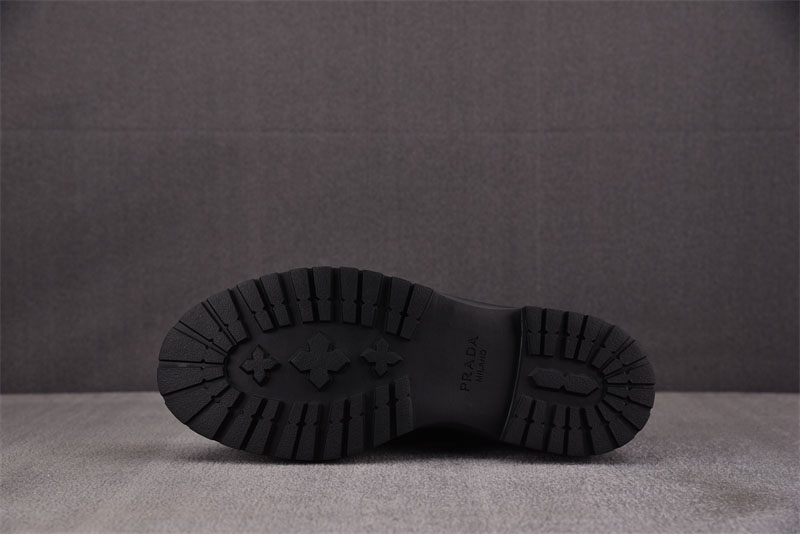 P R A D A 프라다 브러쉬드 페이턴트 러버 솔 로퍼 레플리카 11번 이미지 - 신발 | 세미샵 레플리카 사이트