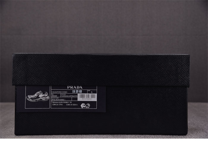 P R A D A 프라다 시스템 브러쉬드 레플리카 7번 이미지 - 신발 | 세미샵 레플리카 사이트