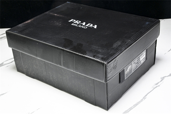 P R A D A 프라다 클라우드 버스트 썬더 스니커즈 블랙 레플리카 13번 이미지 - 신발 | 세미샵 레플리카 사이트