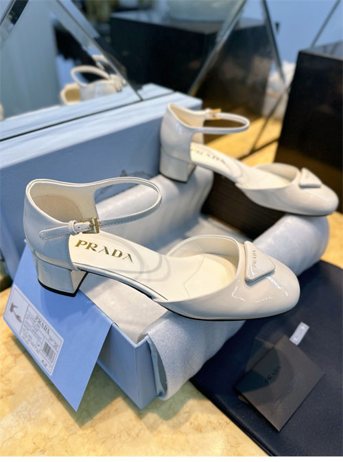 P R A D A 프라다 페이턴트 레더 슬링백 펌프스 레플리카 4번 이미지 - 신발 | 세미샵 레플리카 사이트