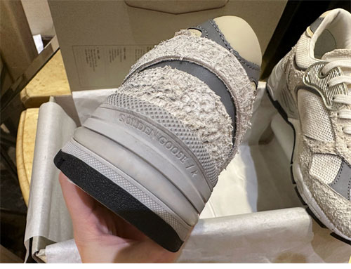 Golden Goose 골든구스 대드스타 여성 스니커즈 레플리카 19번 이미지 - 신발 | 세미샵 레플리카 사이트