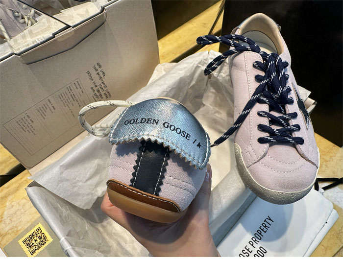 Golden Goose 골든구스 트루스타 로우탑 스니커즈 레플리카 16번 이미지 - 신발 | 세미샵 레플리카 사이트