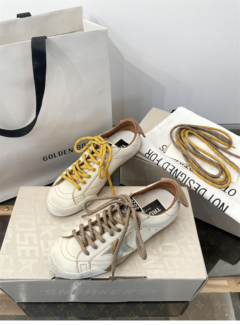 Golden Goose 골든구스 트루스타 스니커즈 레플리카 11번 이미지 - 신발 | 세미샵 레플리카 사이트