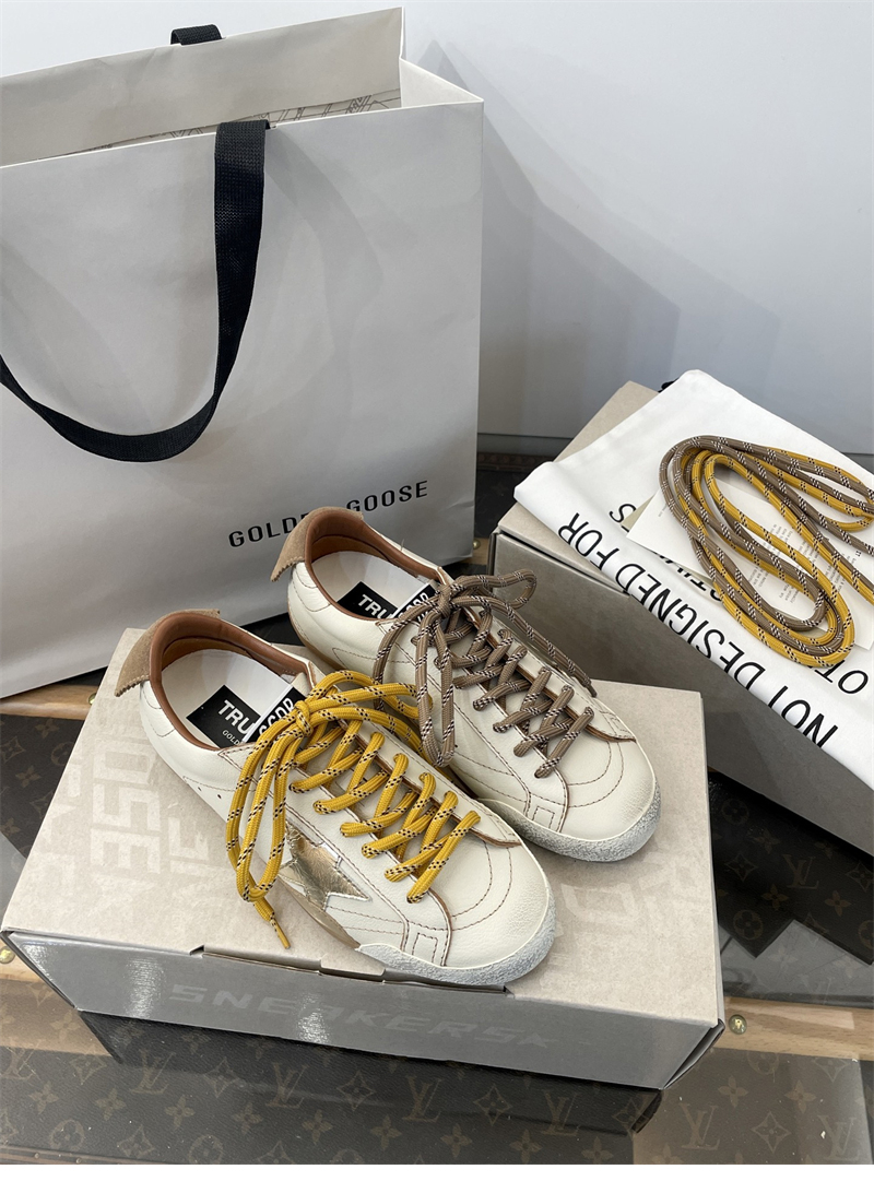 Golden Goose 골든구스 트루스타 스니커즈 레플리카 13번 이미지 - 신발 | 세미샵 레플리카 사이트