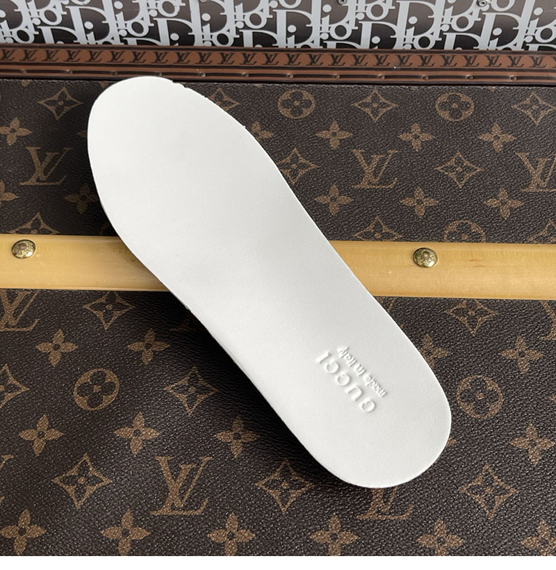 Gucci 구찌 GG 캔버스 스니커즈 브라운 GG 수프림 레플리카 13번 이미지 - 신발 | 세미샵 레플리카 사이트