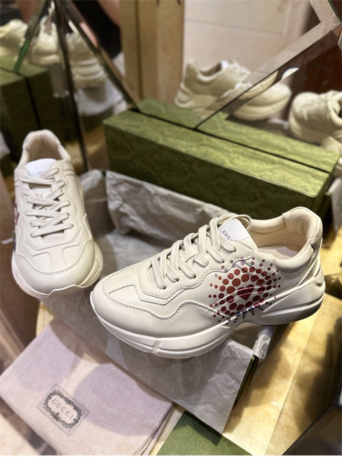 Gucci 구찌 라이톤 Love Paradise 스니커즈 레플리카 7번 이미지 - 신발 | 세미샵 레플리카 사이트