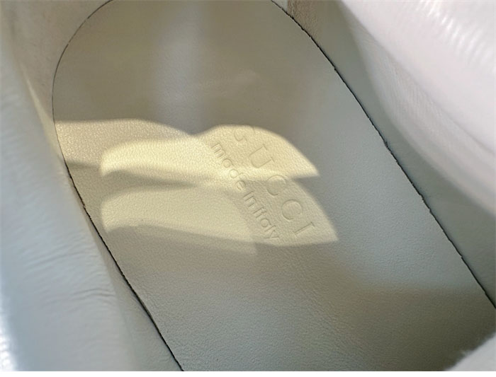 구찌 구찌 웨이브 스니커즈 레플리카 22번 이미지 - 신발 | 세미샵 레플리카 사이트