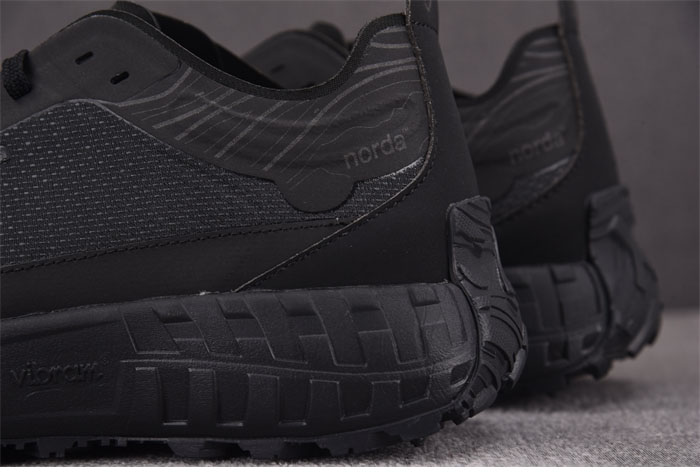 노다 001 스니커즈 블랙 Anti Slip Wear Resistant - 상세 이미지