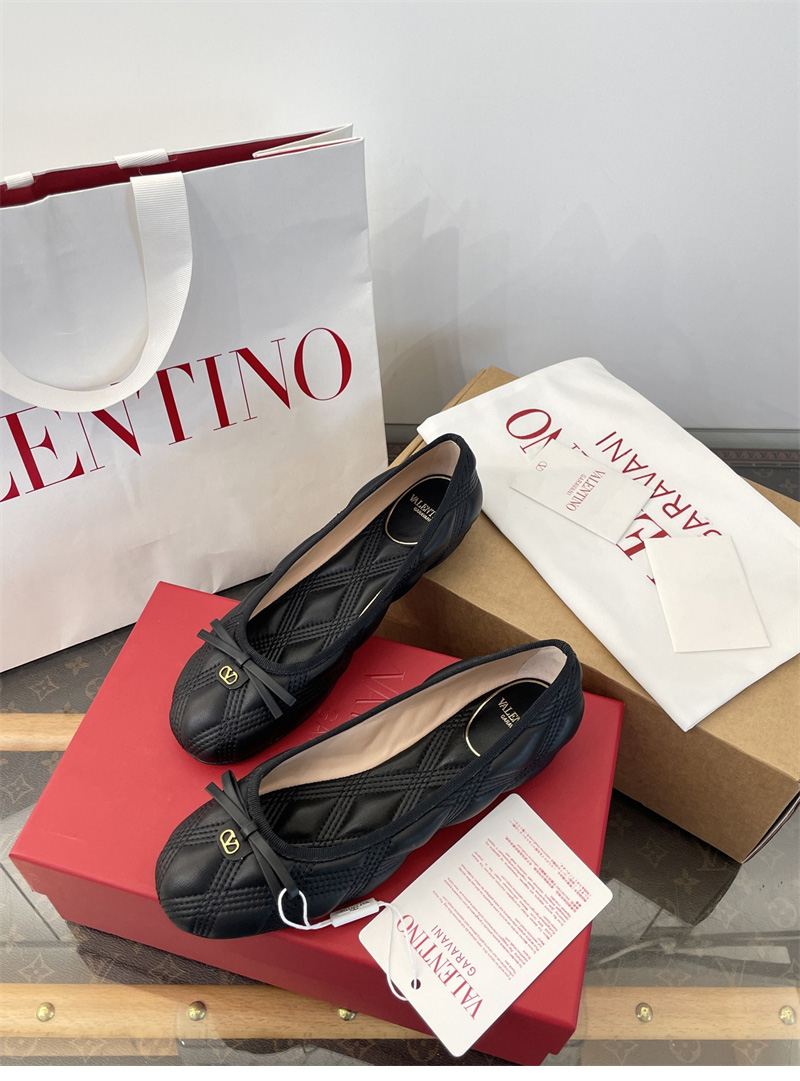 *기타 발렌티노 가라바니 퀼티 67 발레리나 플랫 슈즈 레플리카 9번 이미지 - 신발 | 세미샵 레플리카 사이트