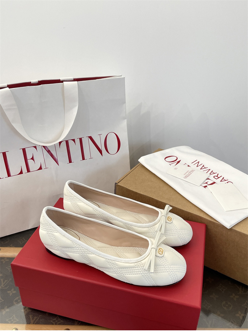 *기타 발렌티노 가라바니 퀼티 67 발레리나 플랫 슈즈 레플리카 10번 이미지 - 신발 | 세미샵 레플리카 사이트