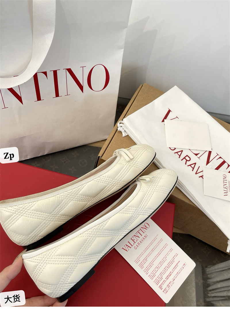 *기타 발렌티노 가라바니 퀼티 67 발레리나 플랫 슈즈 레플리카 11번 이미지 - 신발 | 세미샵 레플리카 사이트