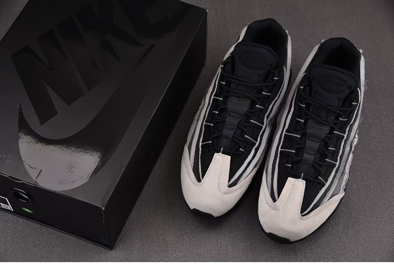 Comme Des Garcons 나이키 x 꼼데가르송 에어맥스 95 블랙 그레이 CU8406-101 레플리카 8번 이미지 - 신발 | 세미샵 레플리카 사이트