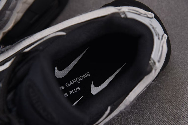 Comme Des Garcons 나이키 x 꼼데가르송 에어맥스 95 블랙 그레이 CU8406-101 레플리카 11번 이미지 - 신발 | 세미샵 레플리카 사이트