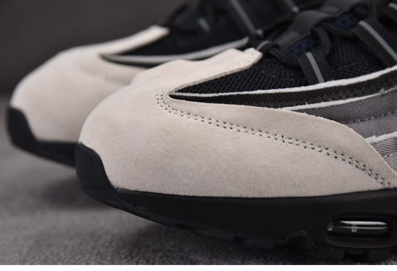 Comme Des Garcons 나이키 x 꼼데가르송 에어맥스 95 블랙 그레이 CU8406-101 레플리카 12번 이미지 - 신발 | 세미샵 레플리카 사이트