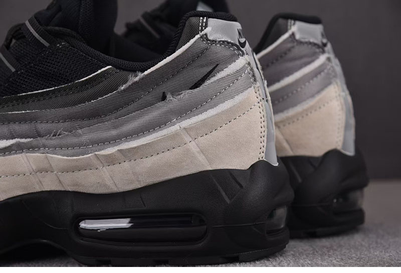 Comme Des Garcons 나이키 x 꼼데가르송 에어맥스 95 블랙 그레이 CU8406-101 레플리카 14번 이미지 - 신발 | 세미샵 레플리카 사이트