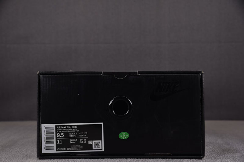 나이키 x 꼼데가르송 에어맥스 95 화이트 CU8406-100 - 상세 이미지