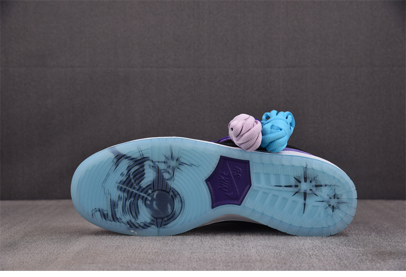 Nike 나이키 SB 덩크 로우 프로 x 헤일리 윌슨 블랙 앤 코트 퍼플 HJ0513-500 레플리카 5번 이미지 - 신발 | 세미샵 레플리카 사이트