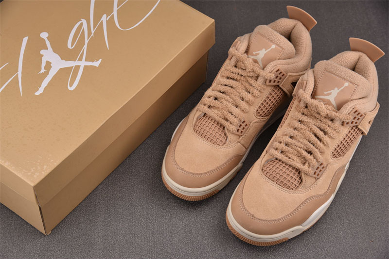 나이키 WMNS 에어조던 4 레트로 코지 걸 HV0823-200 - 상세 이미지
