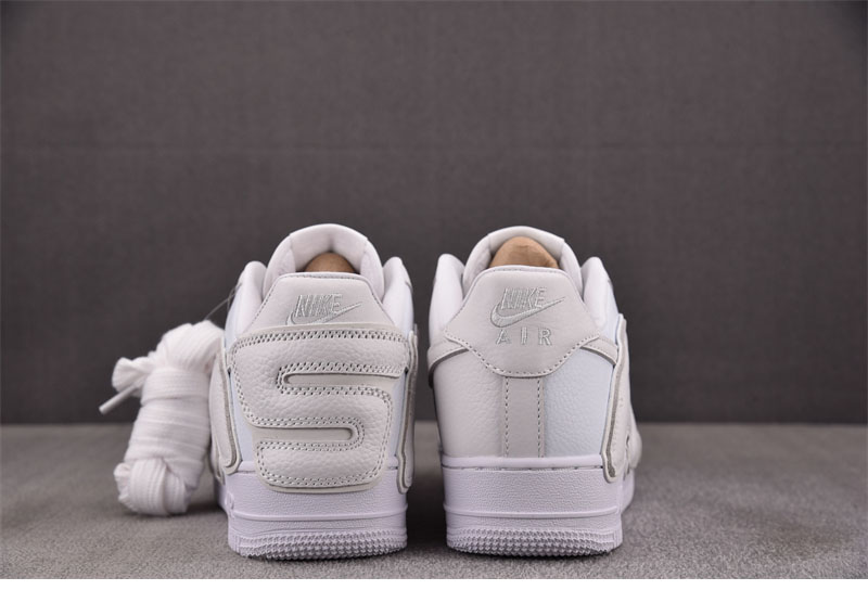 Nike 나이키 x CPFM 에어포스 1 로우 프리미엄 화이트 DD7050-100 레플리카 5번 이미지 - 신발 | 세미샵 레플리카 사이트