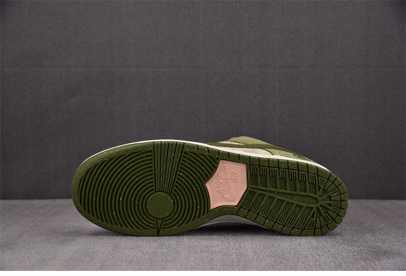 Nike 나이키 x 유토 호리 SB 덩크 로우 프로 QS 말차 HF8022-300 레플리카 5번 이미지 - 신발 | 세미샵 레플리카 사이트