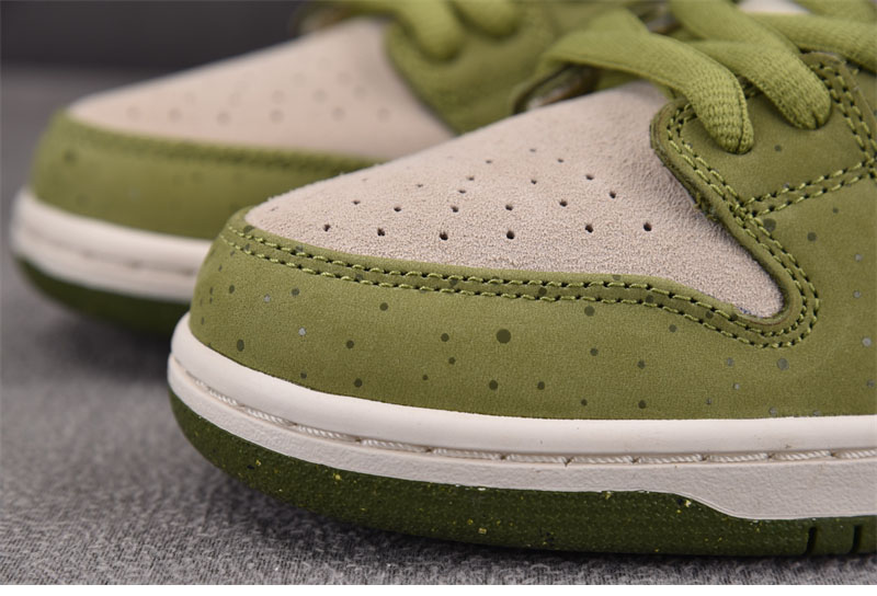 Nike 나이키 x 유토 호리 SB 덩크 로우 프로 QS 말차 HF8022-300 레플리카 12번 이미지 - 신발 | 세미샵 레플리카 사이트