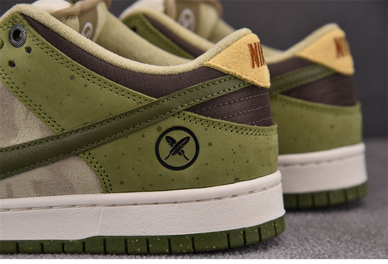 Nike 나이키 x 유토 호리 SB 덩크 로우 프로 QS 말차 HF8022-300 레플리카 14번 이미지 - 신발 | 세미샵 레플리카 사이트