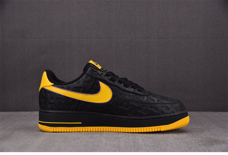 Nike 나이키 x 코비 브라이언트 에어포스 1 레이커스 어웨이 블랙 HV5122-001 레플리카 3번 이미지 - 신발 | 세미샵 레플리카 사이트