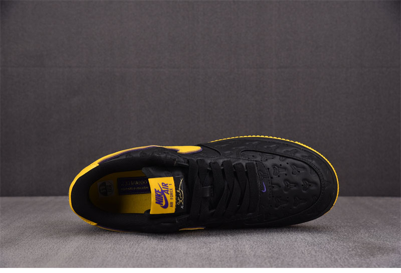 Nike 나이키 x 코비 브라이언트 에어포스 1 레이커스 어웨이 블랙 HV5122-001 레플리카 4번 이미지 - 신발 | 세미샵 레플리카 사이트