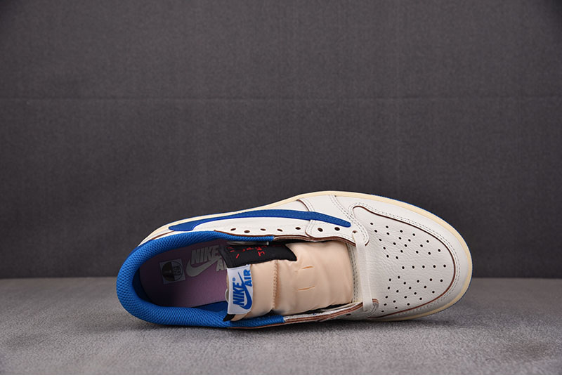 Nike 나이키 x 트래비스 스캇 에어조던1 로우 OG SP 세일 밀리터리 블루 DM7866-104 레플리카 5번 이미지 - 신발 | 세미샵 레플리카 사이트