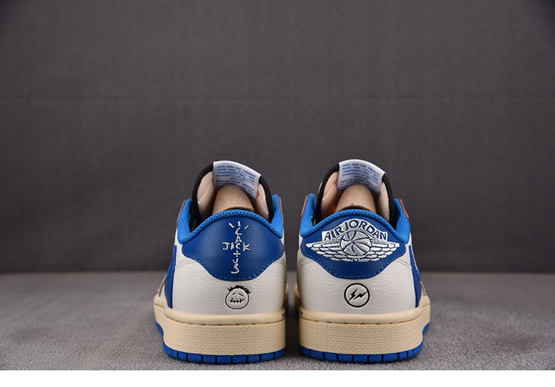 Nike 나이키 x 트래비스 스캇 에어조던1 로우 OG SP 세일 밀리터리 블루 DM7866-104 레플리카 13번 이미지 - 신발 | 세미샵 레플리카 사이트