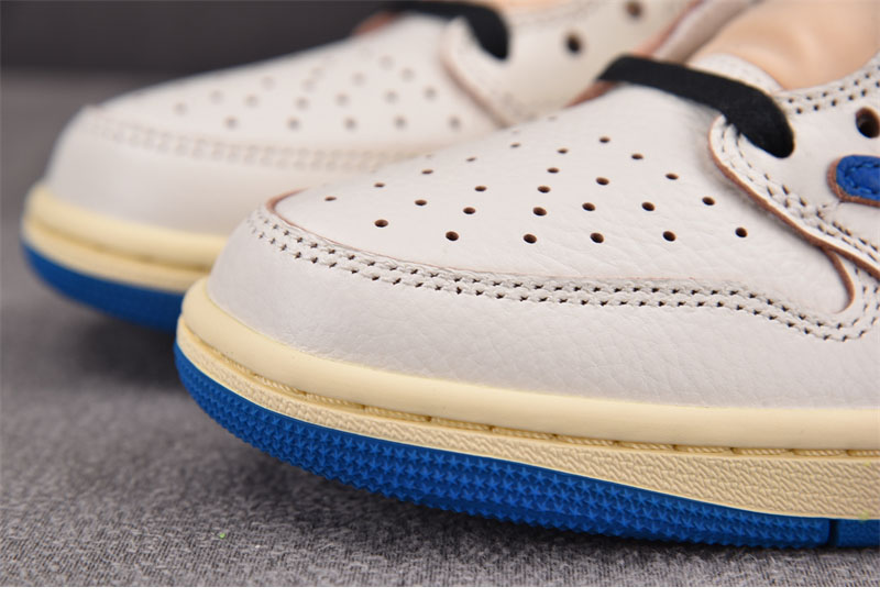 Nike 나이키 x 트레비스 스캇 에어조던1 로우 OG SP 밀리터리 블루 DM7866-104 레플리카 12번 이미지 - 신발 | 세미샵 레플리카 사이트