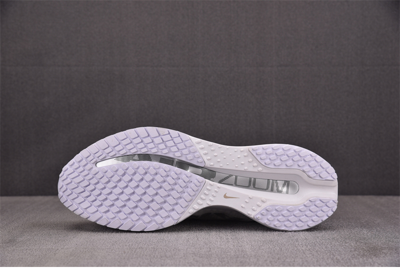 Nike 나이키 에어 줌 페가수스 프리미엄 화이트 메탈릭 실버 HQ2592-102 레플리카 5번 이미지 - 신발 | 세미샵 레플리카 사이트