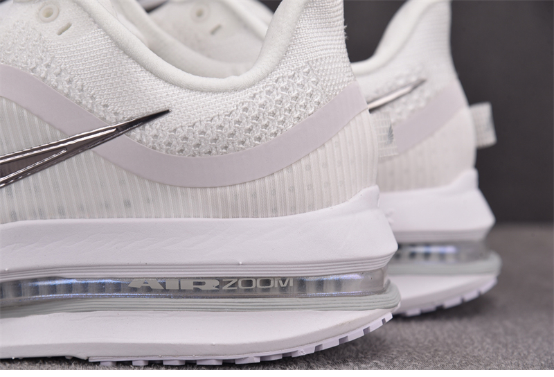 Nike 나이키 에어 줌 페가수스 프리미엄 화이트 메탈릭 실버 HQ2592-102 레플리카 14번 이미지 - 신발 | 세미샵 레플리카 사이트