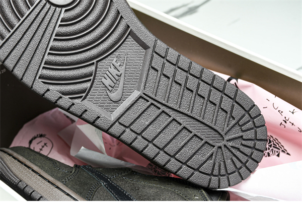 Nike 나이키 에어조던1 x 트레비스 스캇 OG SP “벨벳 브라운” 레플리카 5번 이미지 - 신발 | 세미샵 레플리카 사이트