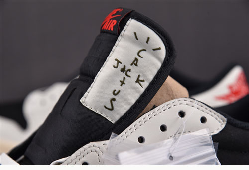 Nike 나이키 에어조던1 x 트레비스 스캇 로우 og 레플리카 16번 이미지 - 신발 | 세미샵 레플리카 사이트