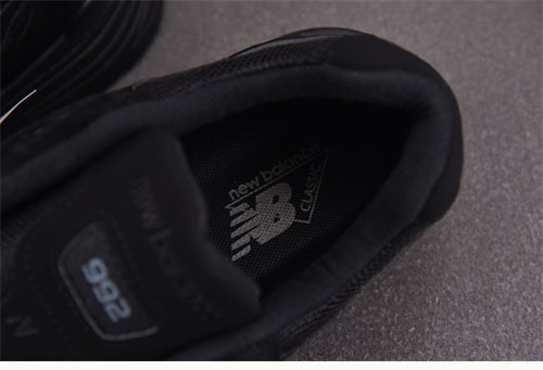 뉴발란스 NB 992 트리블 블랙 M992EA - 상세 이미지