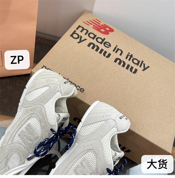 New Balance 뉴발란스 x 미우미우 530 SL 스니커즈 레플리카 16번 이미지 - 신발 | 세미샵 레플리카 사이트