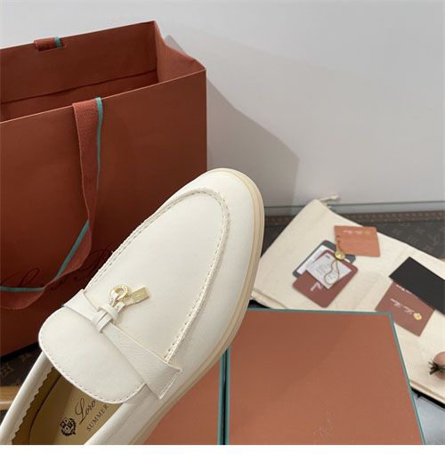 Loro Piana 로로피아나 썸머 참 워크 로퍼 레플리카 32번 이미지 - 신발 | 세미샵 레플리카 사이트