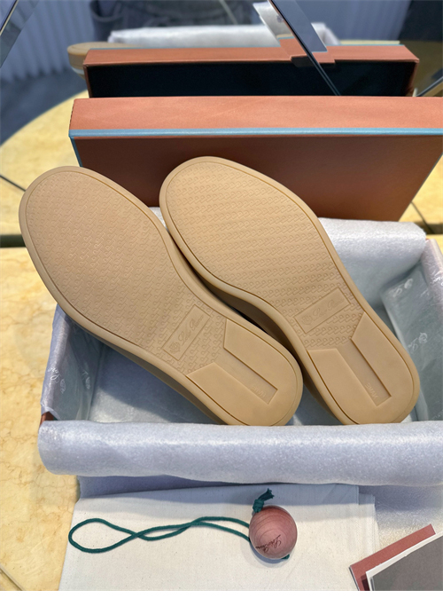로로피아나 테니스 워크 레이스업 스니커즈（TJ공장） - 상세 이미지