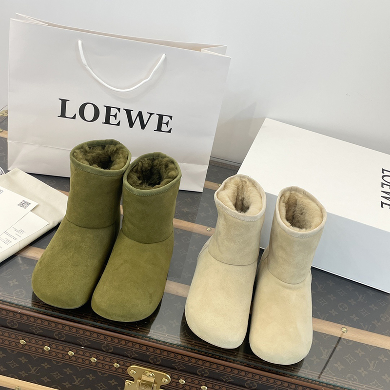 로에베 로에베 로고 스웨이드 앵클 부츠 레플리카 16번 이미지 - 신발 | 세미샵 레플리카 사이트