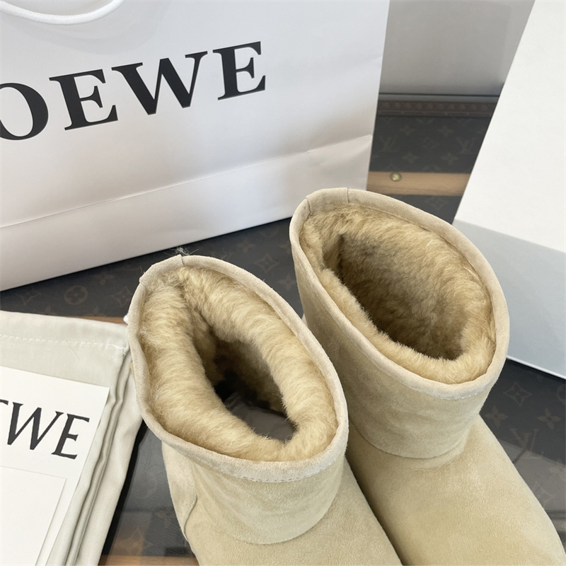 로에베 로에베 로고 스웨이드 앵클 부츠 레플리카 9번 이미지 - 신발 | 세미샵 레플리카 사이트