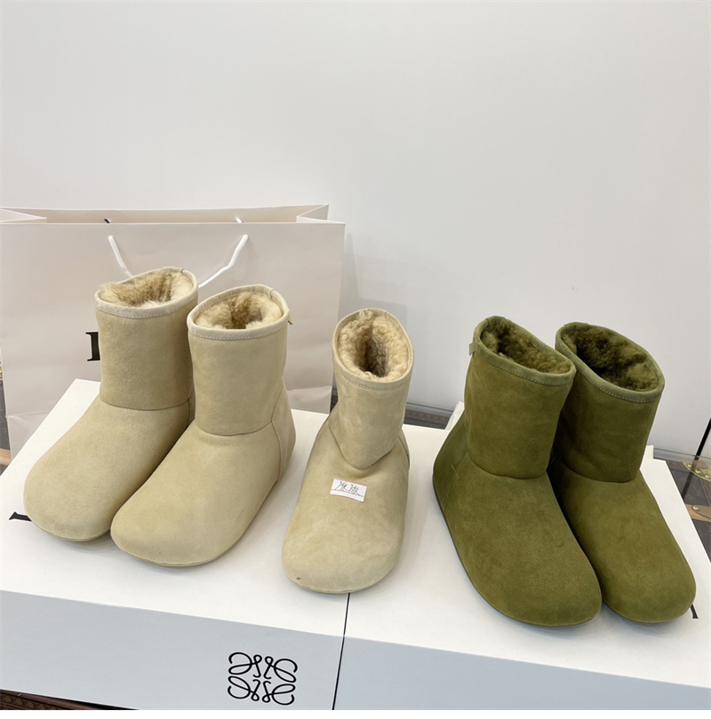 로에베 로에베 로고 스웨이드 앵클 부츠 레플리카 14번 이미지 - 신발 | 세미샵 레플리카 사이트