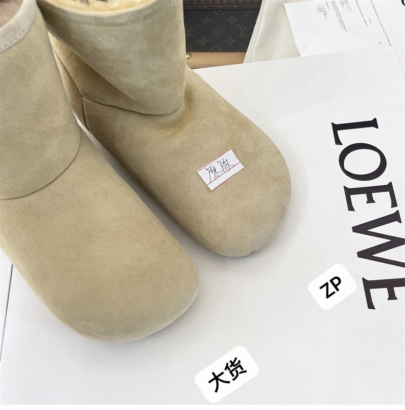 로에베 로에베 로고 스웨이드 앵클 부츠 레플리카 10번 이미지 - 신발 | 세미샵 레플리카 사이트