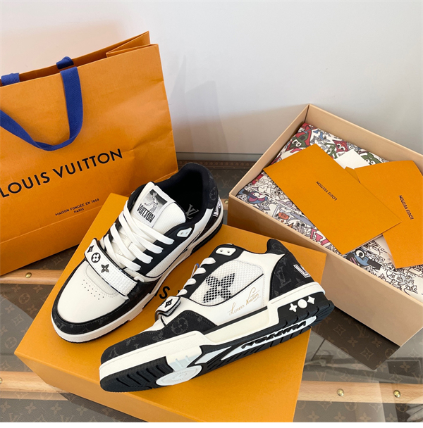 Louis Vuitton 루이비통 LV 트레이너 스니커즈 레플리카 14번 이미지 - 신발 | 세미샵 레플리카 사이트