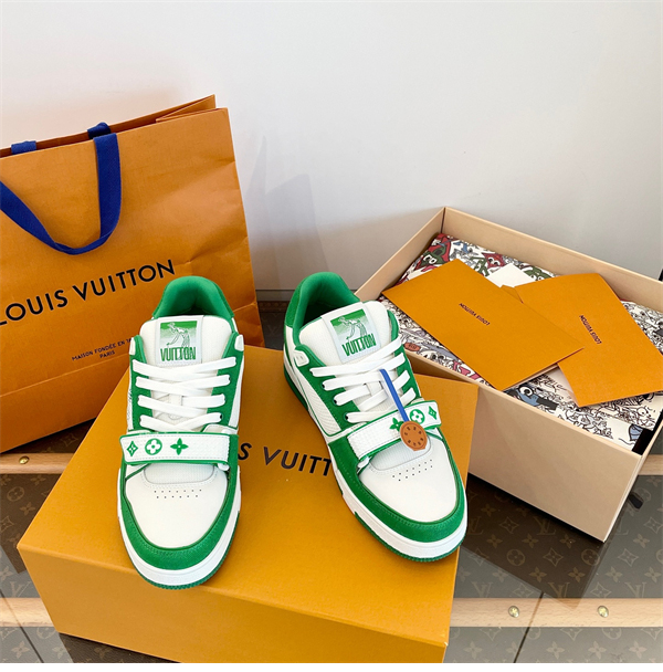 Louis Vuitton 루이비통 LV 트레이너 스니커즈 레플리카 18번 이미지 - 신발 | 세미샵 레플리카 사이트