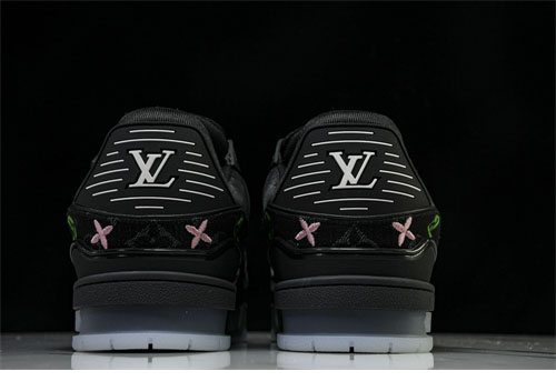 Louis Vuitton 루이비통 LV 트레이너 스니커즈 레플리카 14번 이미지 - 신발 | 세미샵 레플리카 사이트